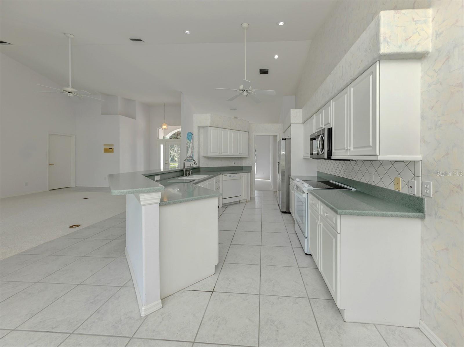 BRIDLE OAKS FIRST ADD - Residential