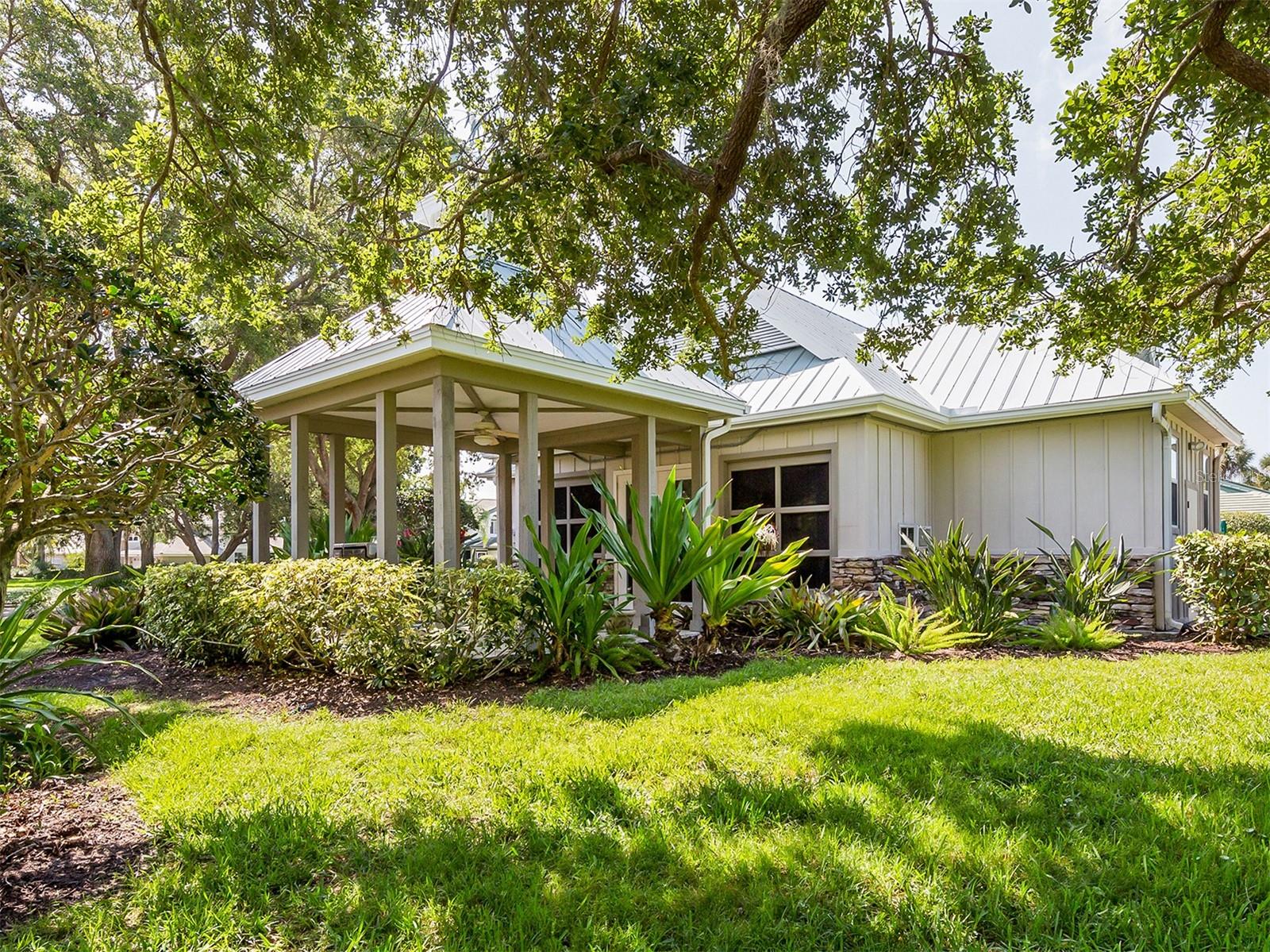 BRIDLE OAKS FIRST ADD - Residential