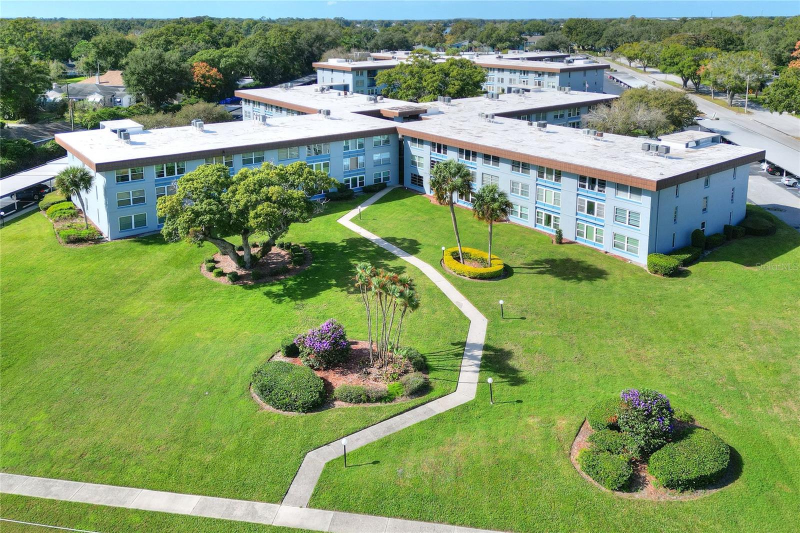 IMPERIAL HARBOURSPHASES 01 & 02 - Residential