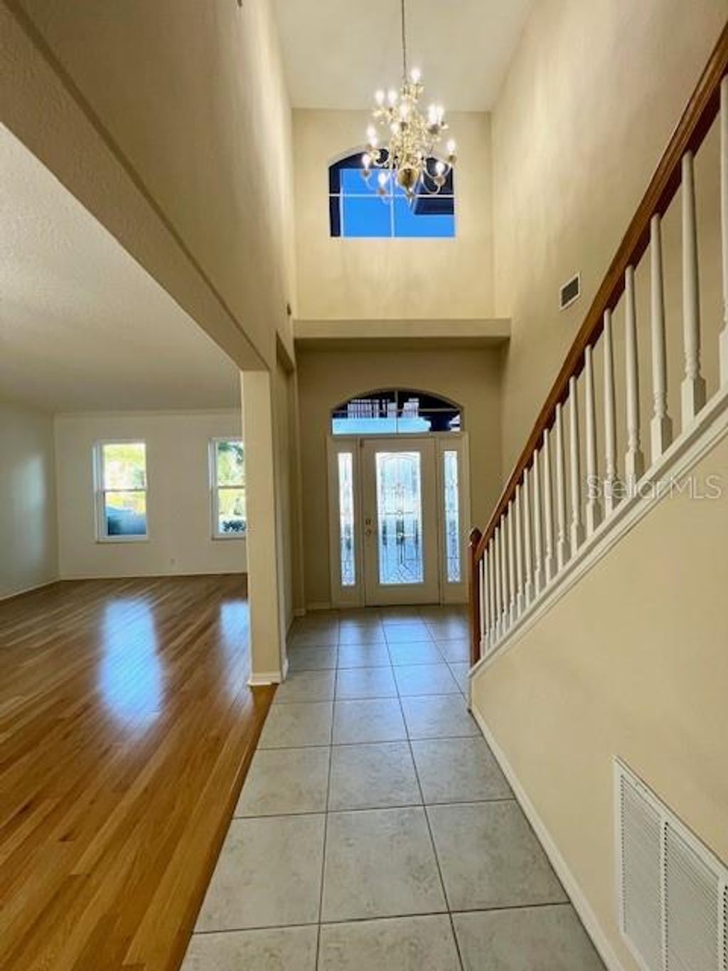 Photo of 2258 Highland Woods Drive, Dunedin, FL 34698 (MLS # TB8439528)