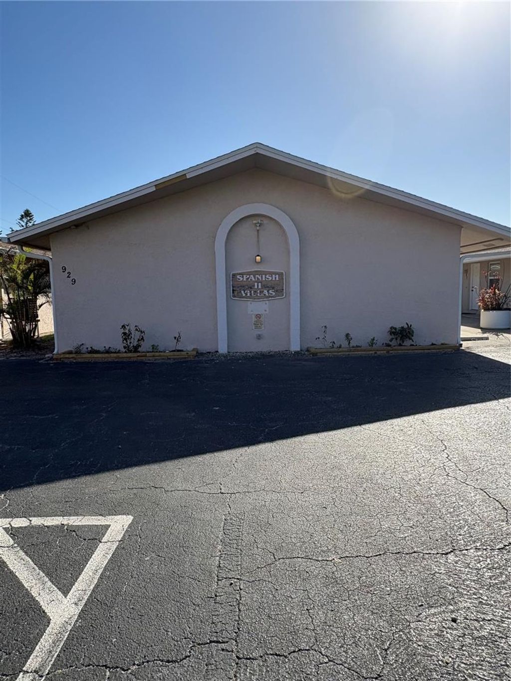 Photo of 929 Gulf Boulevard #55, Indian Rocks Beach, FL 33785 (MLS # TB8485430)