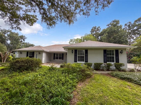 Photo of 11540 Camp Drive, Dunnellon, FL 34432 (MLS # O6429903)