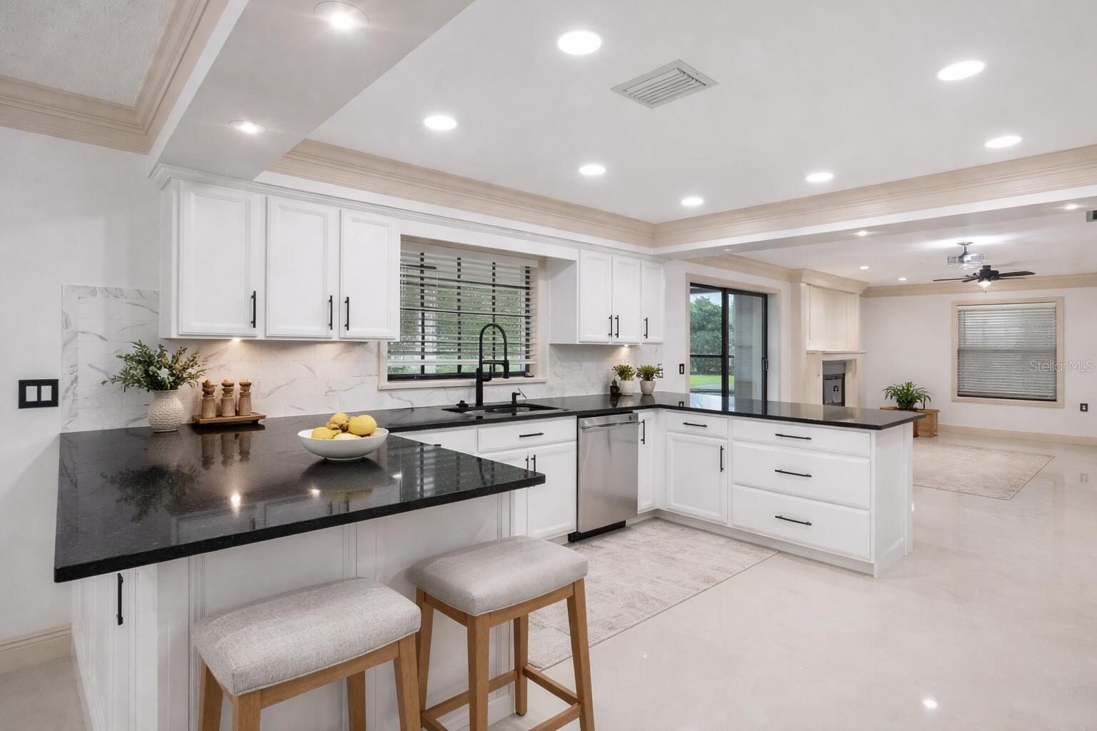 REPLAT OF BELLEFONTE - Residential