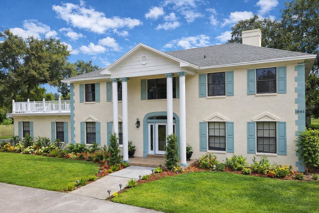 Photo of 1001 Edgemont Place, Brandon, FL 33511 (MLS # O6363586)
