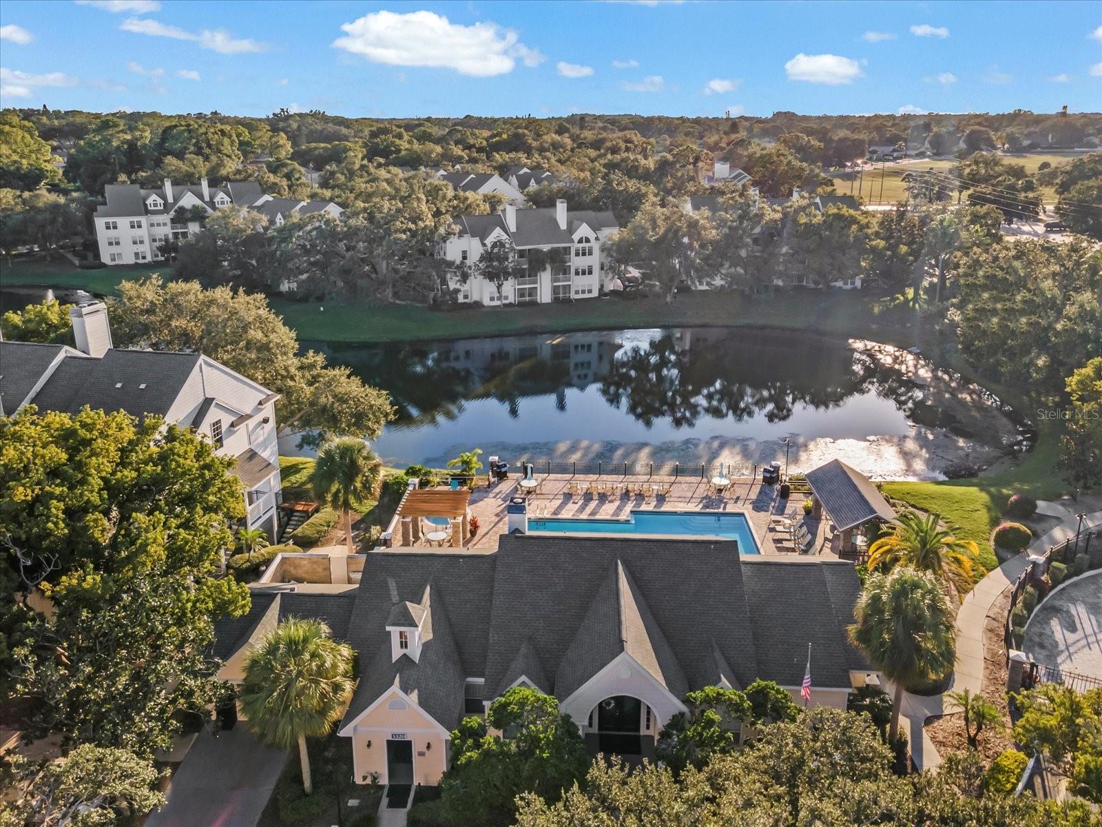 BENTLEY AT COBBS LANDING CONDO THE - Residential