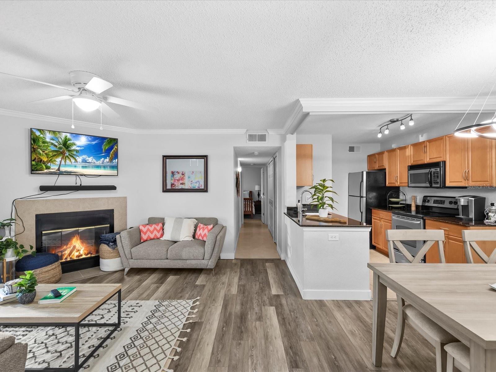 BENTLEY AT COBBS LANDING CONDO THE - Residential