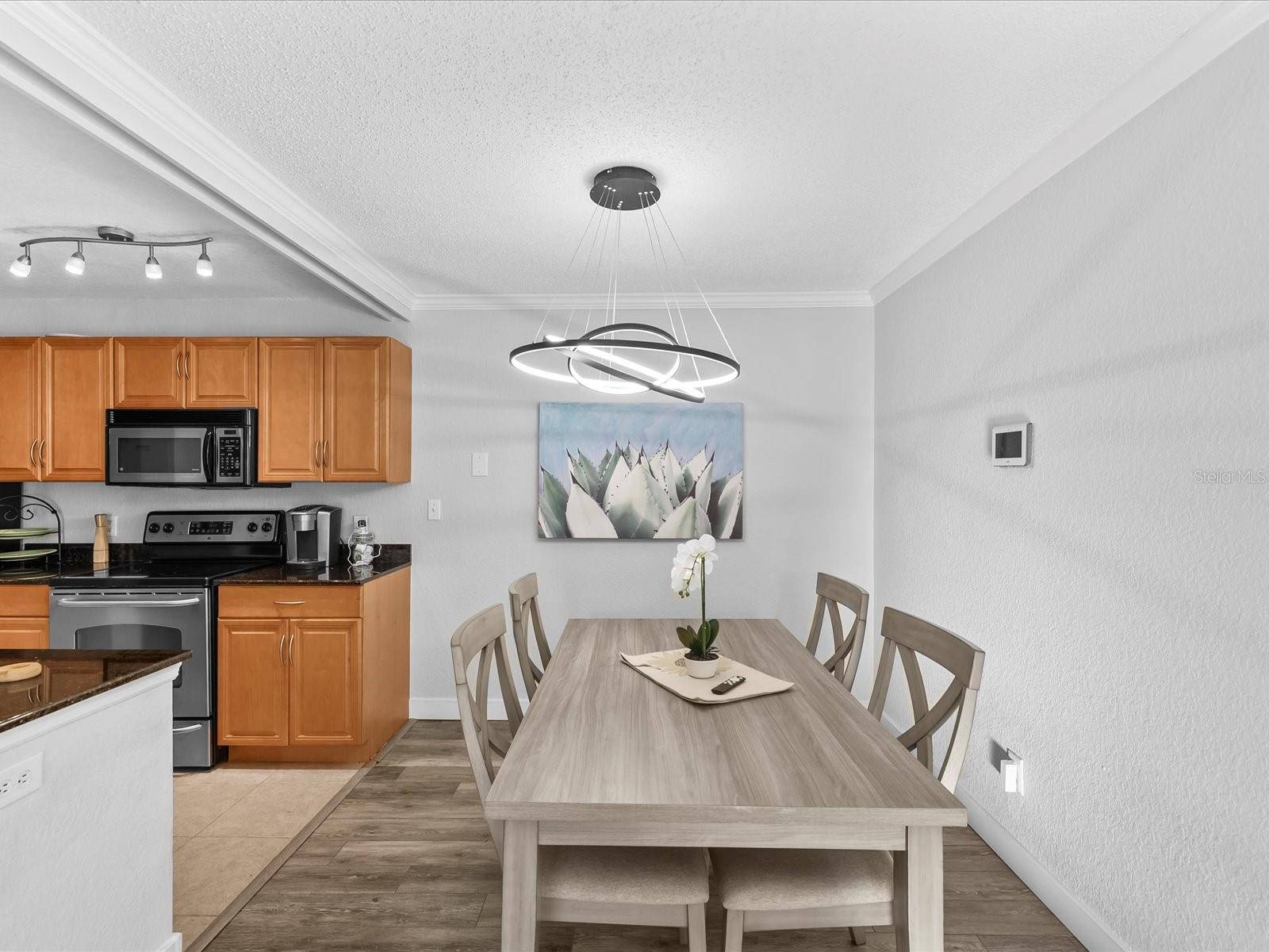 BENTLEY AT COBBS LANDING CONDO THE - Residential