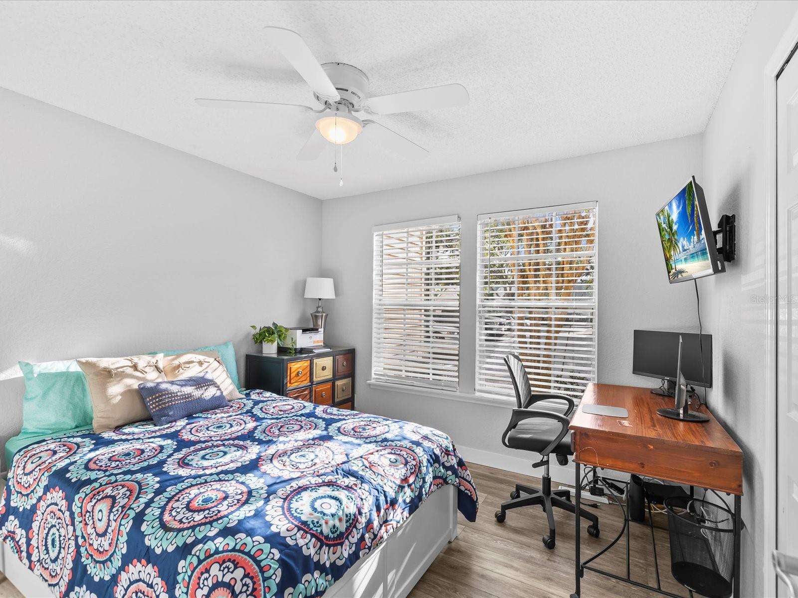 BENTLEY AT COBBS LANDING CONDO THE - Residential