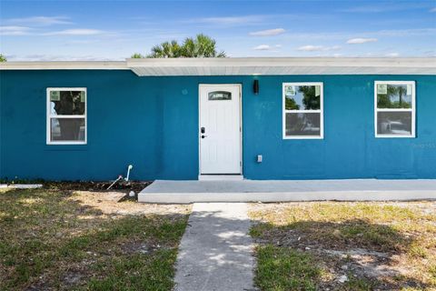 A home in PORT CHARLOTTE