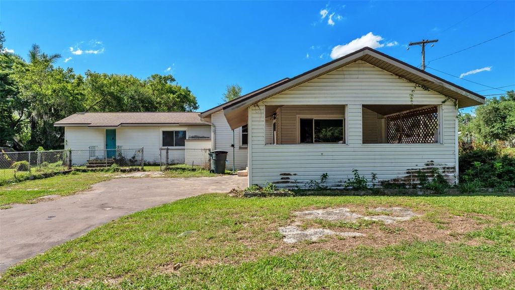 Photo of 860 Lusk Place, Bartow, FL 33830 (MLS # L4961115)