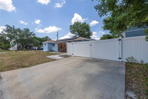 A home in TAMPA