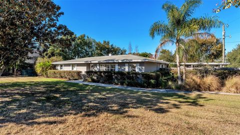 Photo of 3830 Clubhouse Road, Lakeland, FL 33812 (MLS # R4910068)