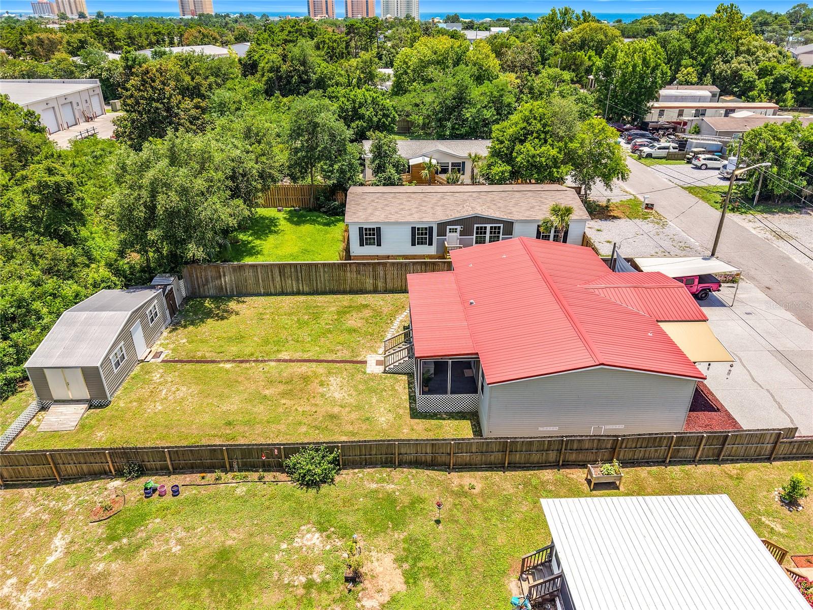 128 N VESTAVIA STREET