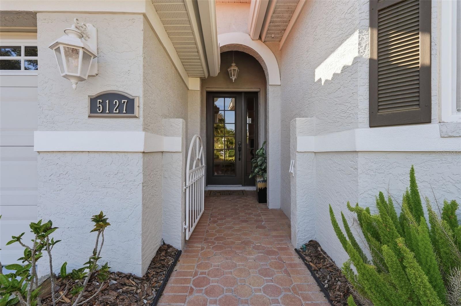 5127 HANGING MOSS LANE