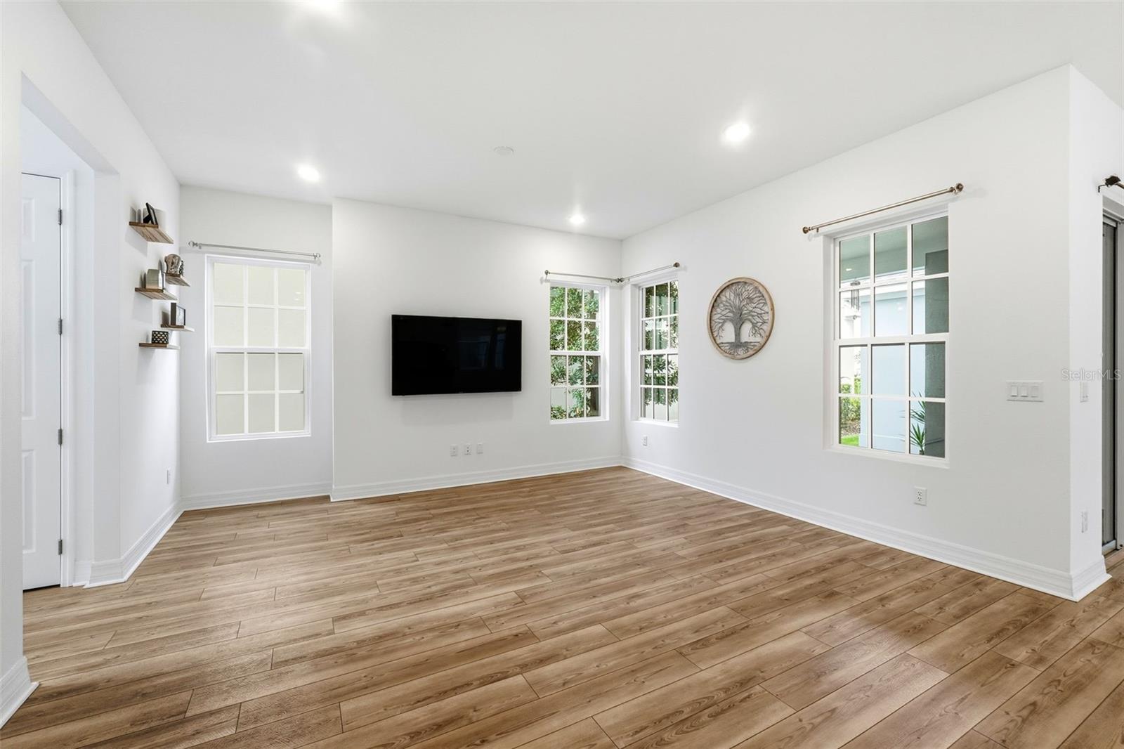 CELEBRATION ISLAND VILLAGE PH 1B - Residential Lease