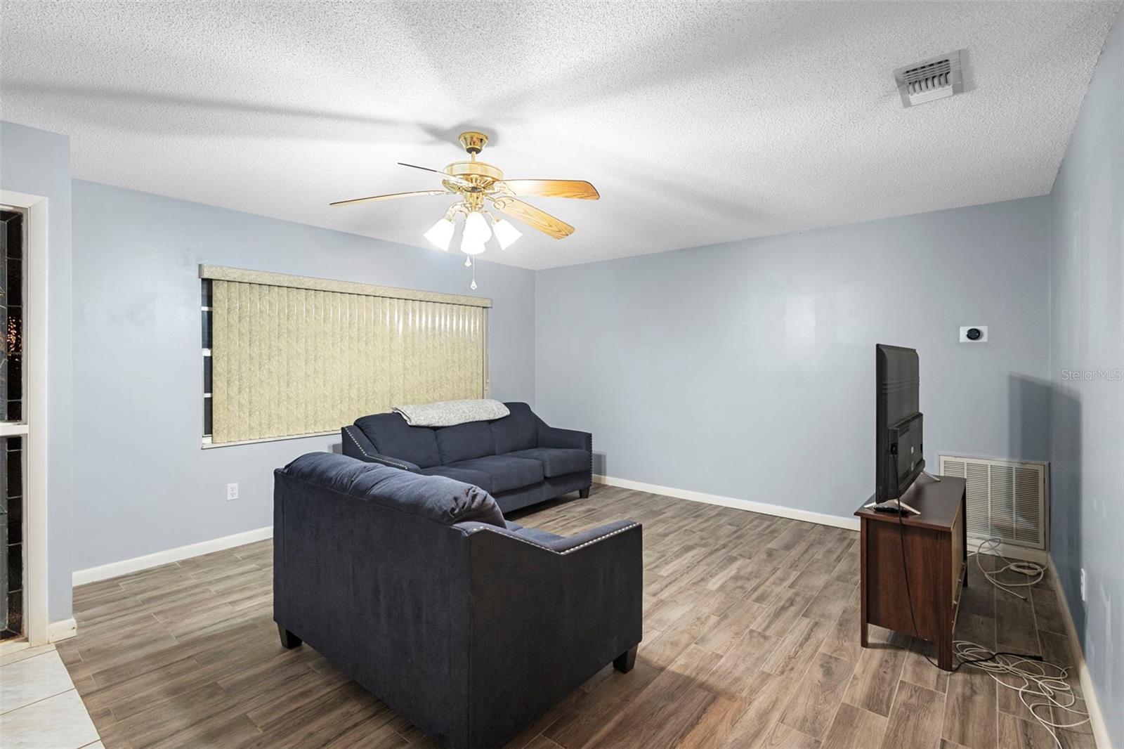 BREEZEWOOD PARK UNIT 06 - Residential