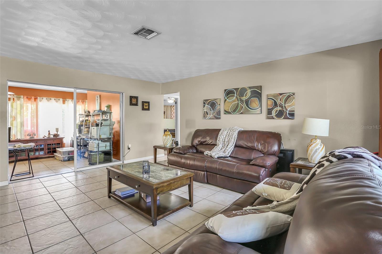 525 SKYLARK LANE NW