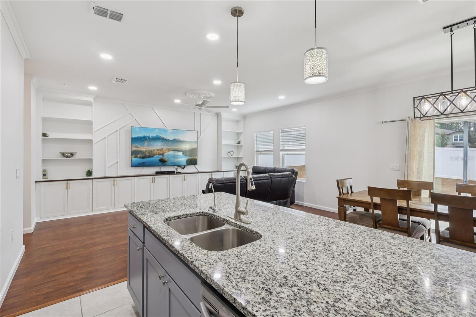 PHILLIPS LANDING - Residential