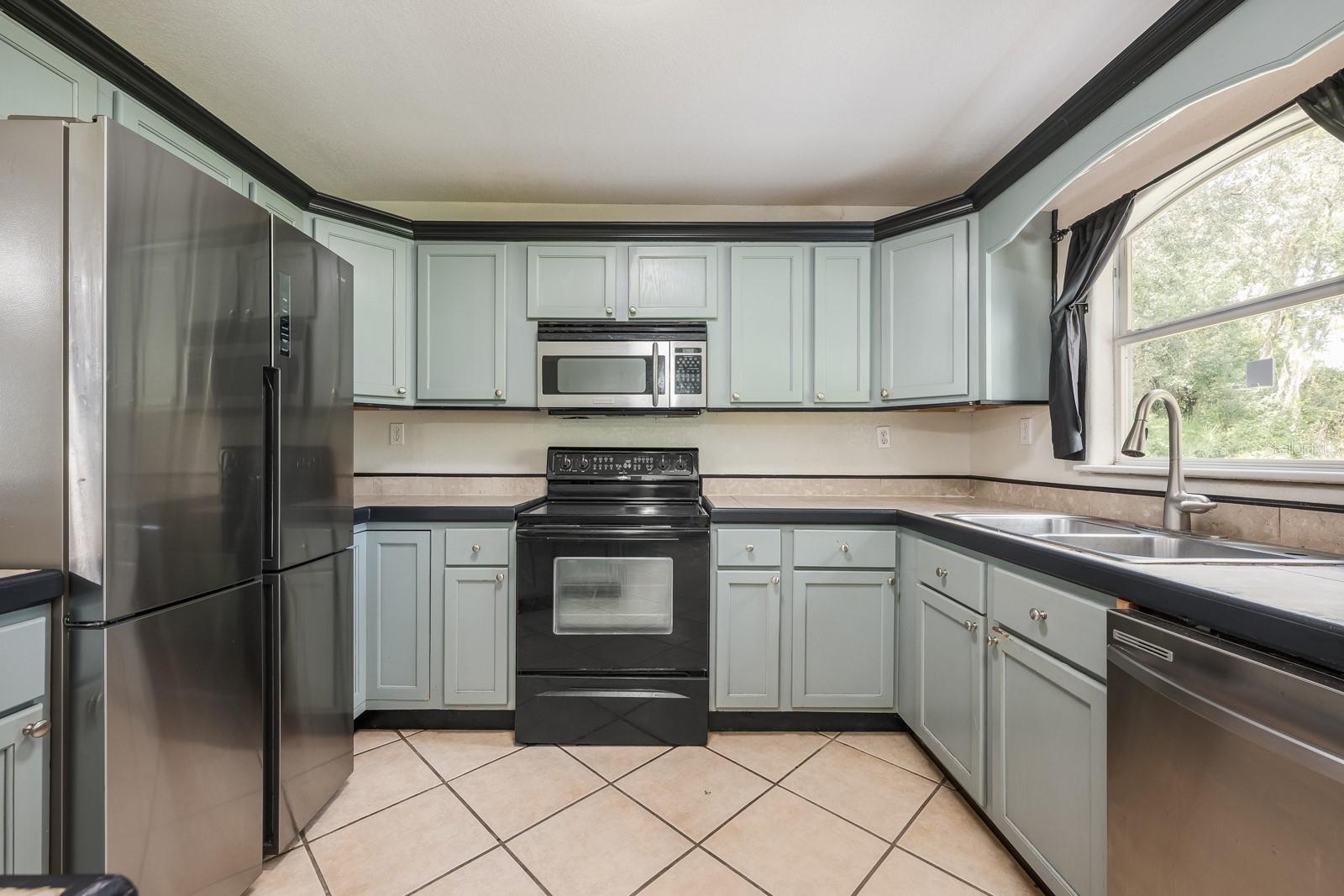 PLANTATION ESTATES UN 35 - Residential