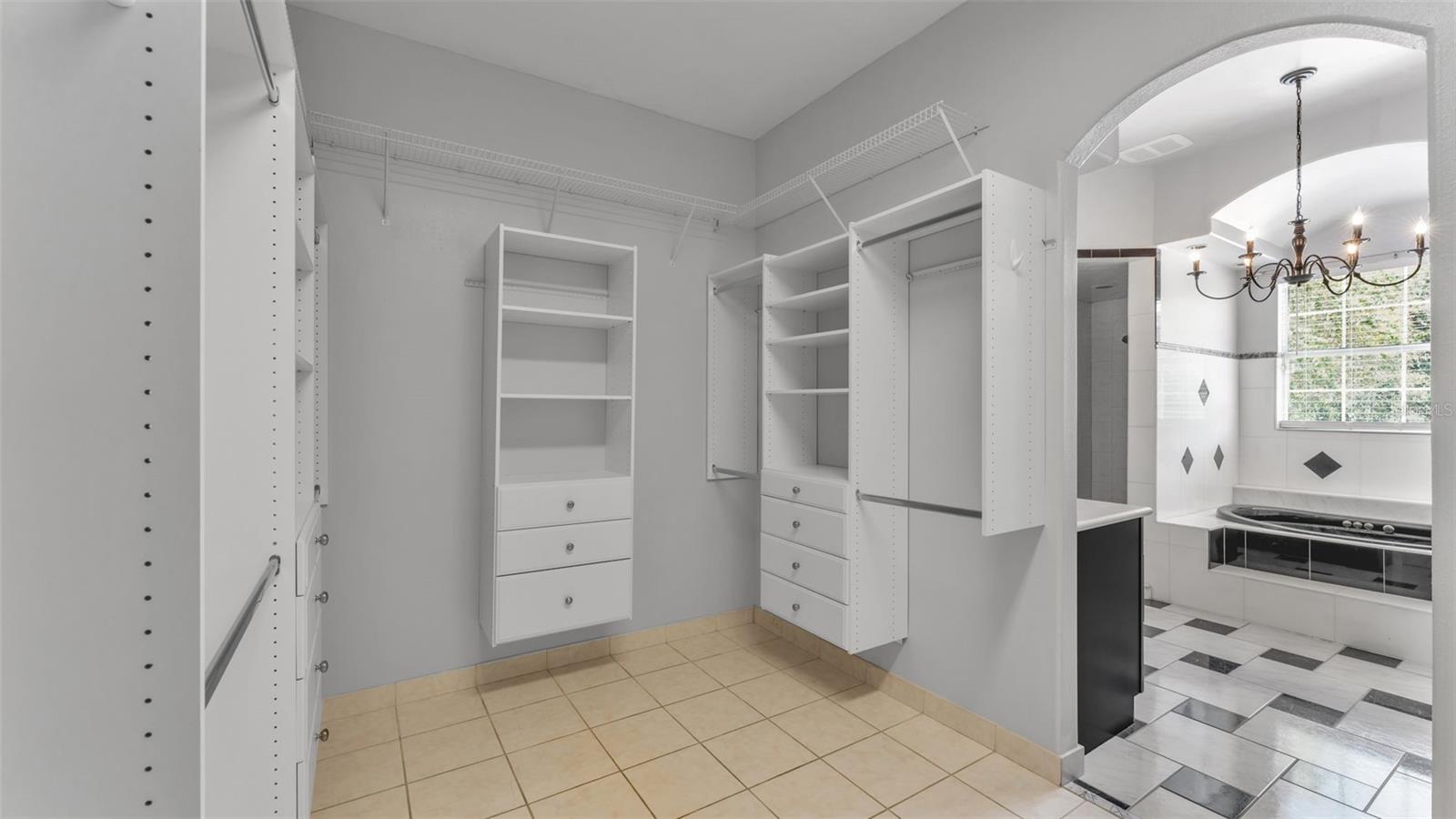 LAKELAND ACRES - Residential