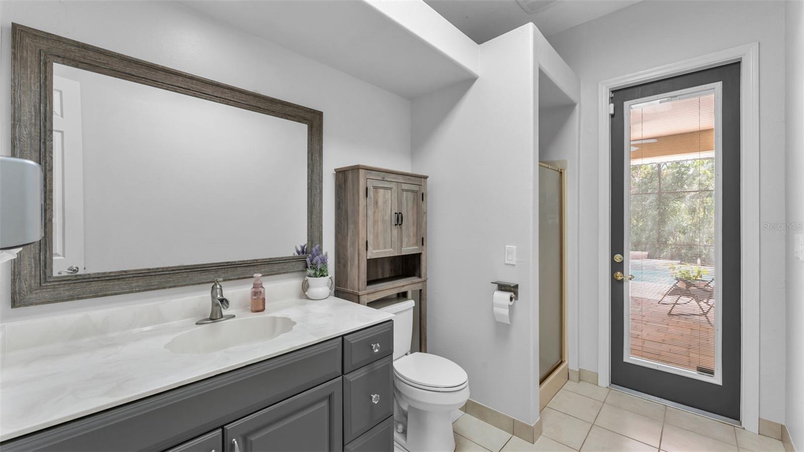 LAKELAND ACRES - Residential