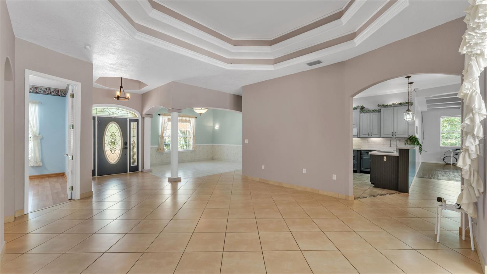 LAKELAND ACRES - Residential