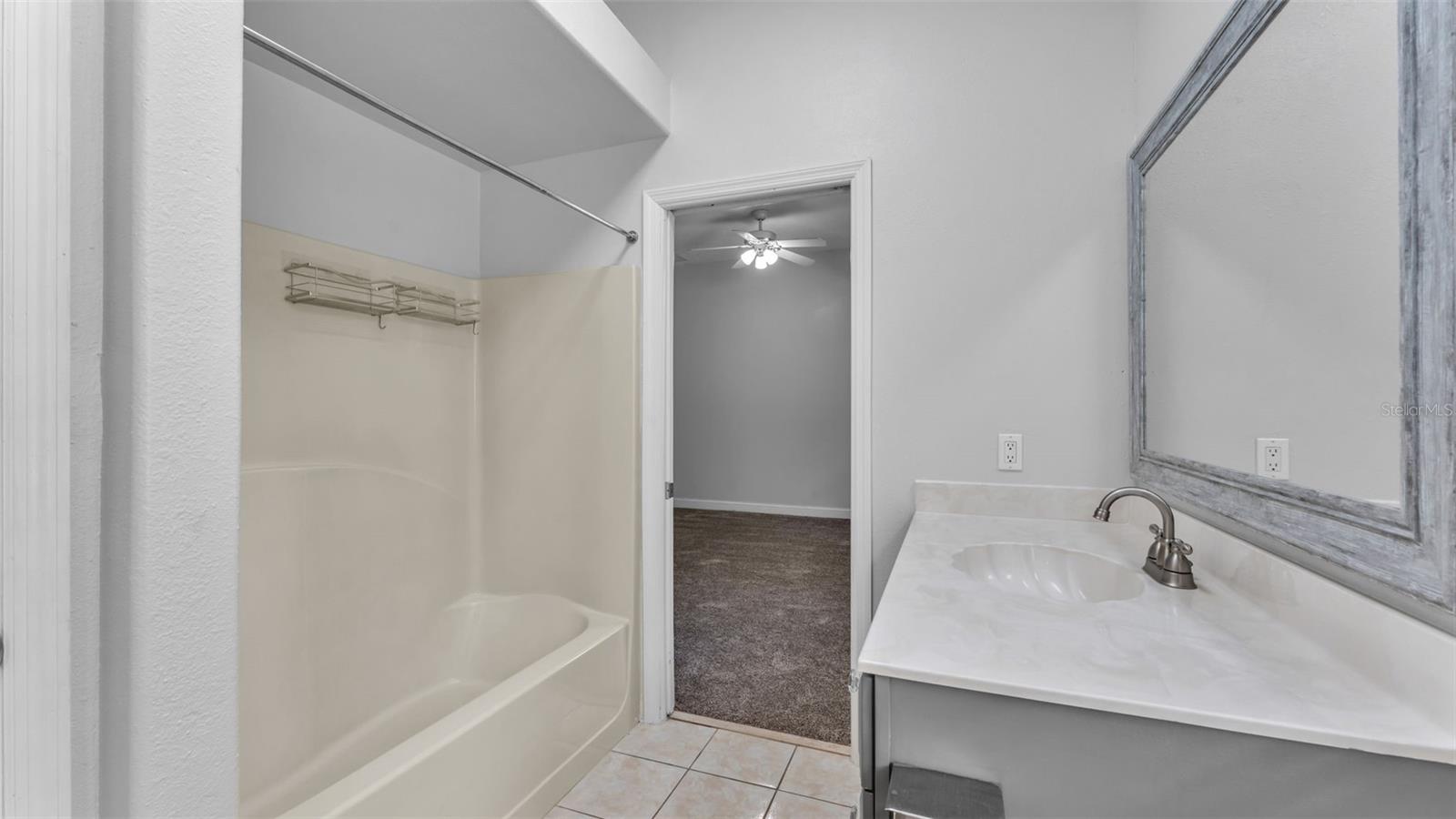 LAKELAND ACRES - Residential
