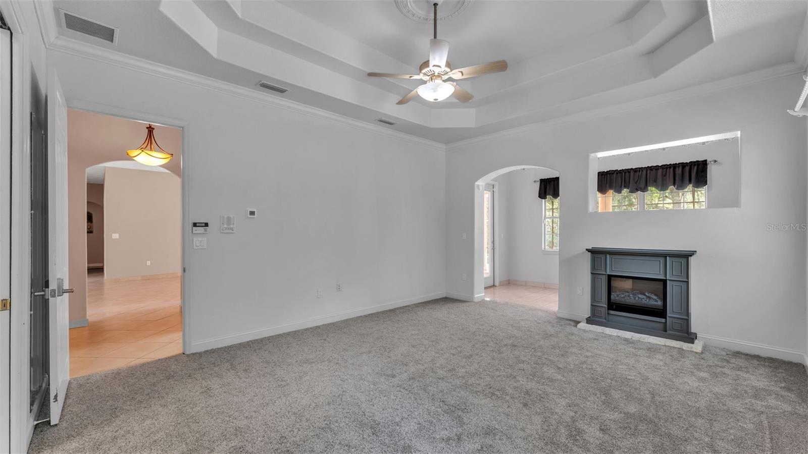 LAKELAND ACRES - Residential