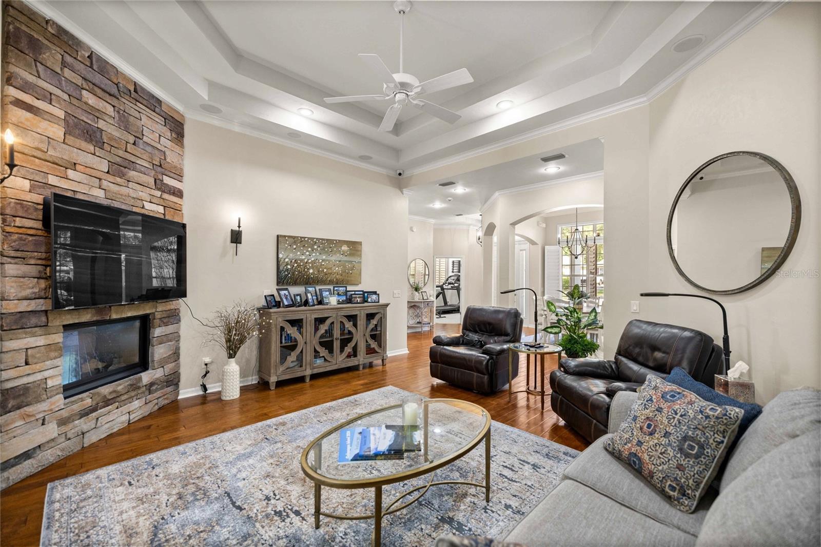 HP/MARKET SQUARE - Residential