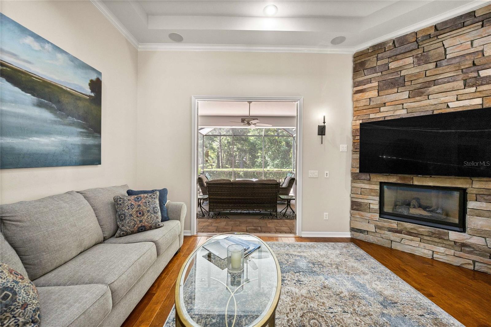HP/MARKET SQUARE - Residential