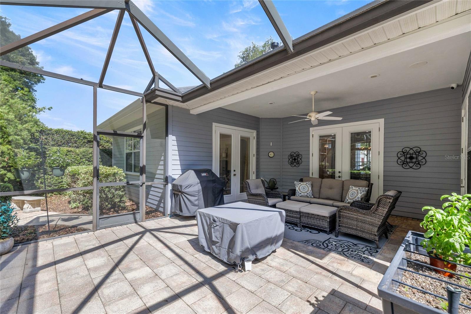 HP/MARKET SQUARE - Residential