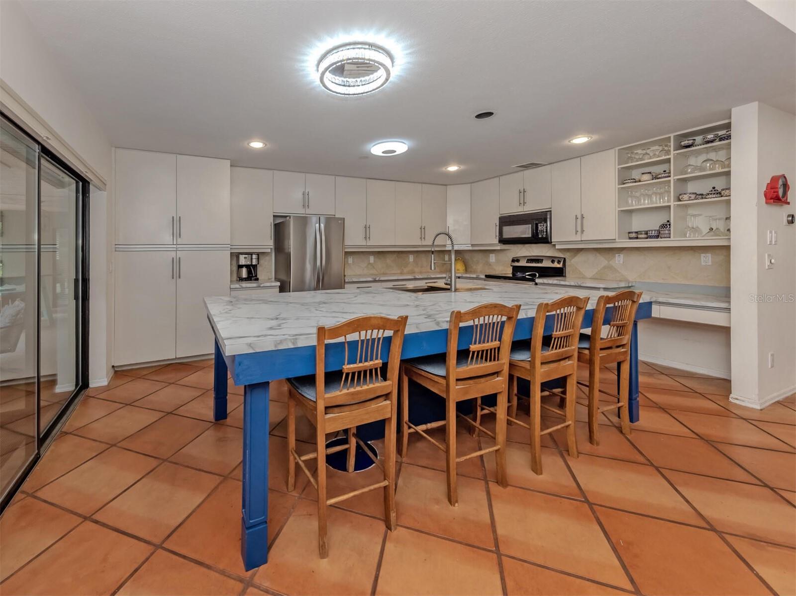 VENICE ACRES - Residential