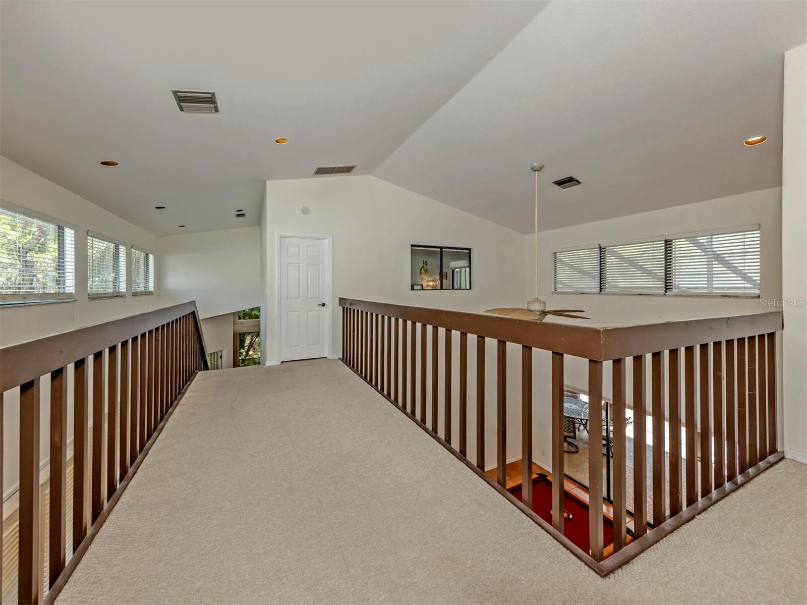 VENICE ACRES - Residential