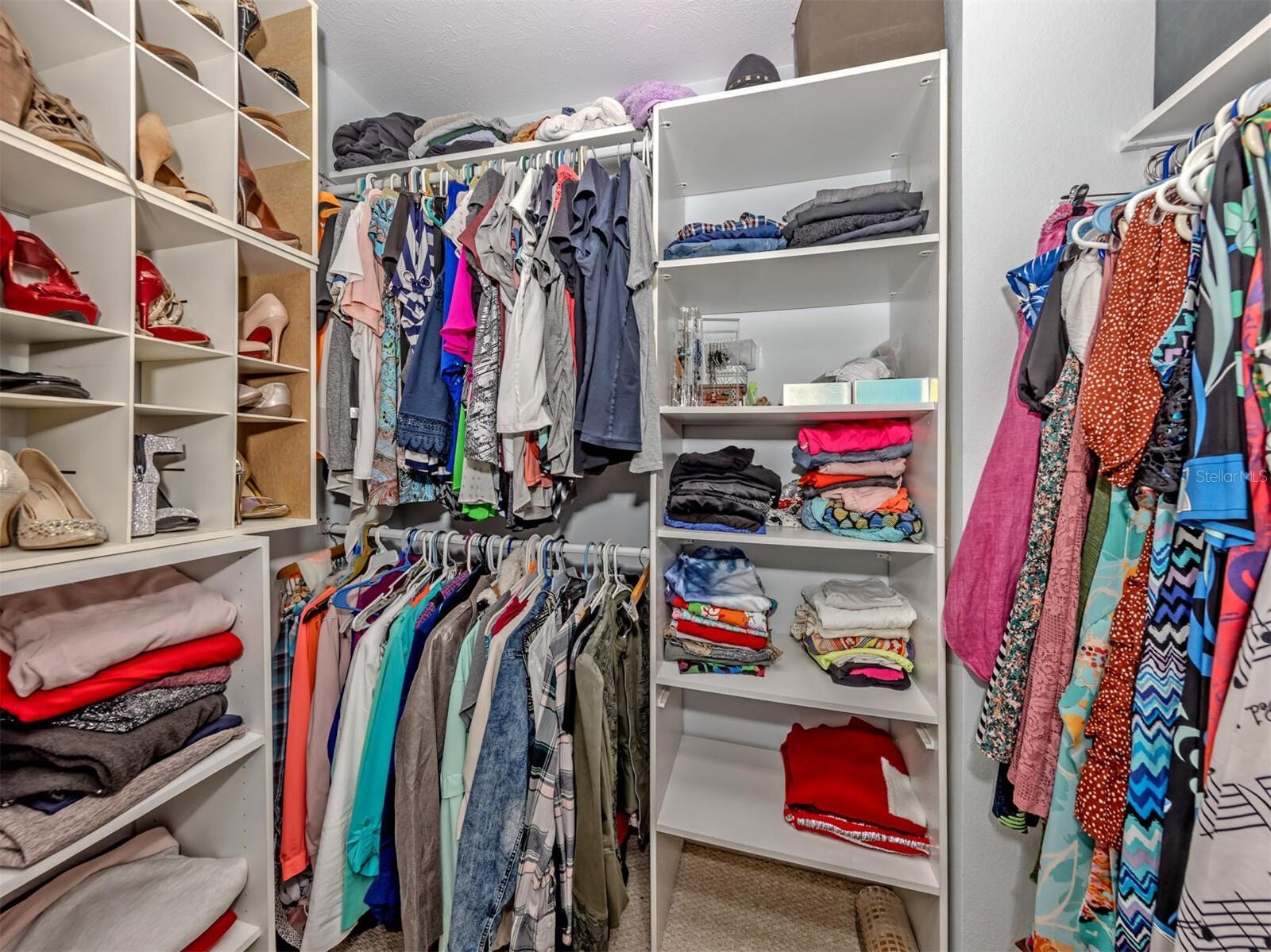 VENICE ACRES - Residential