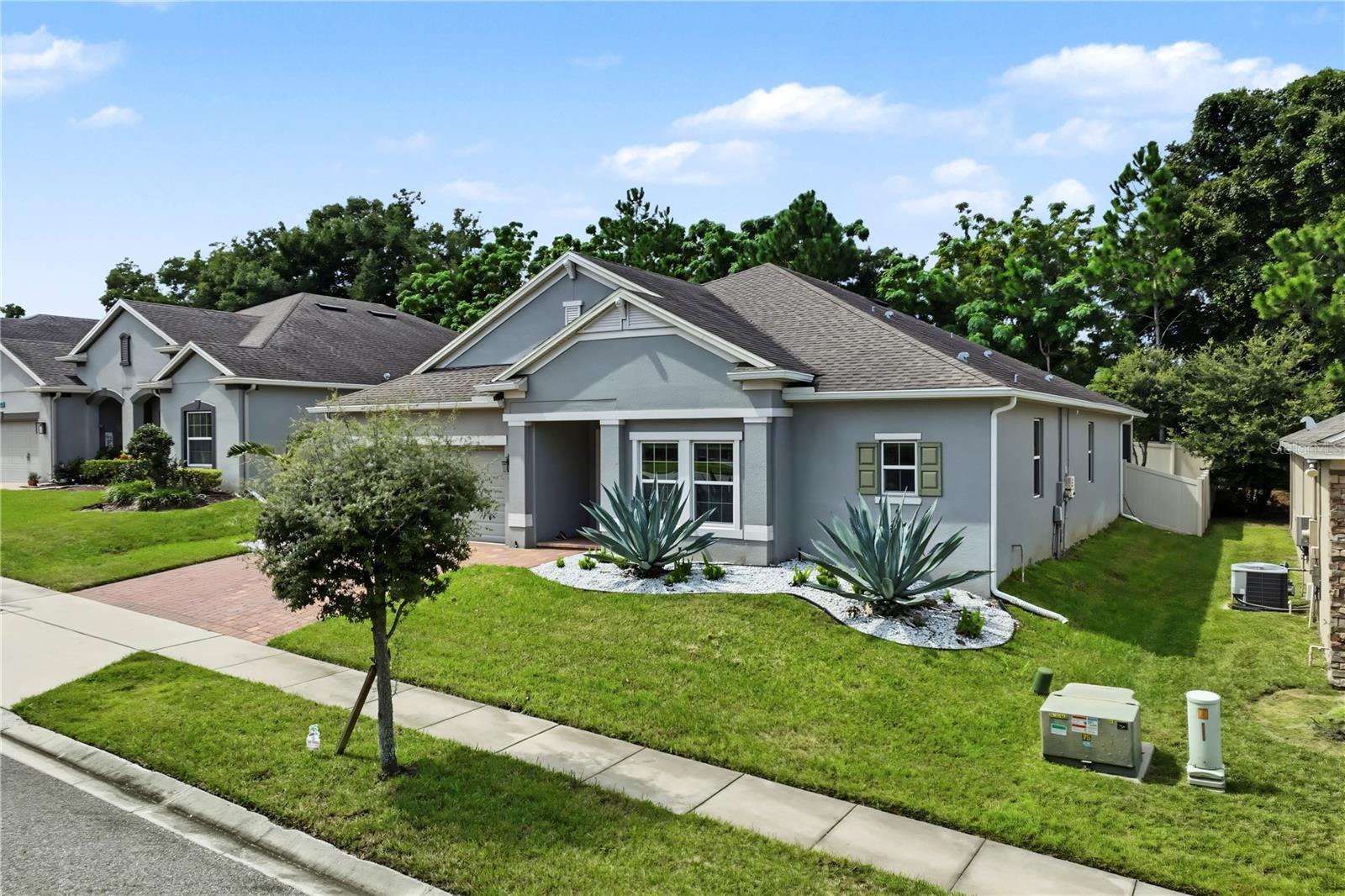 2832 SUGAR MAGNOLIA DRIVE