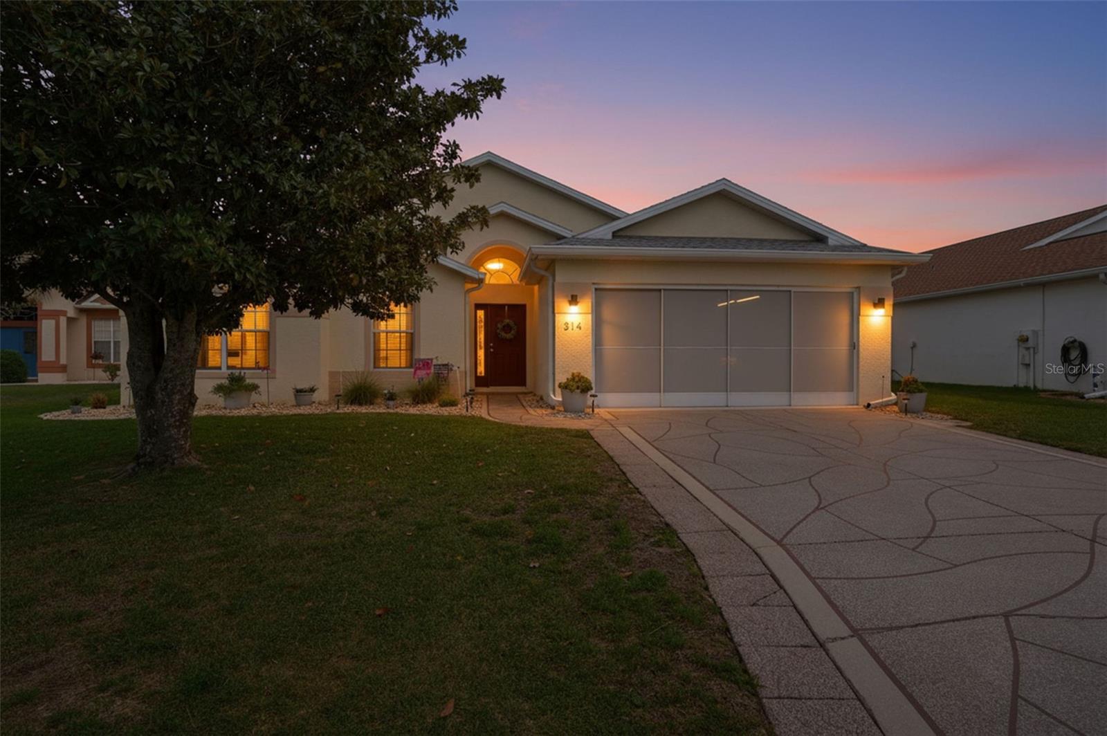 WELLINGTON AT SEVEN HILLS PH5A - Residential