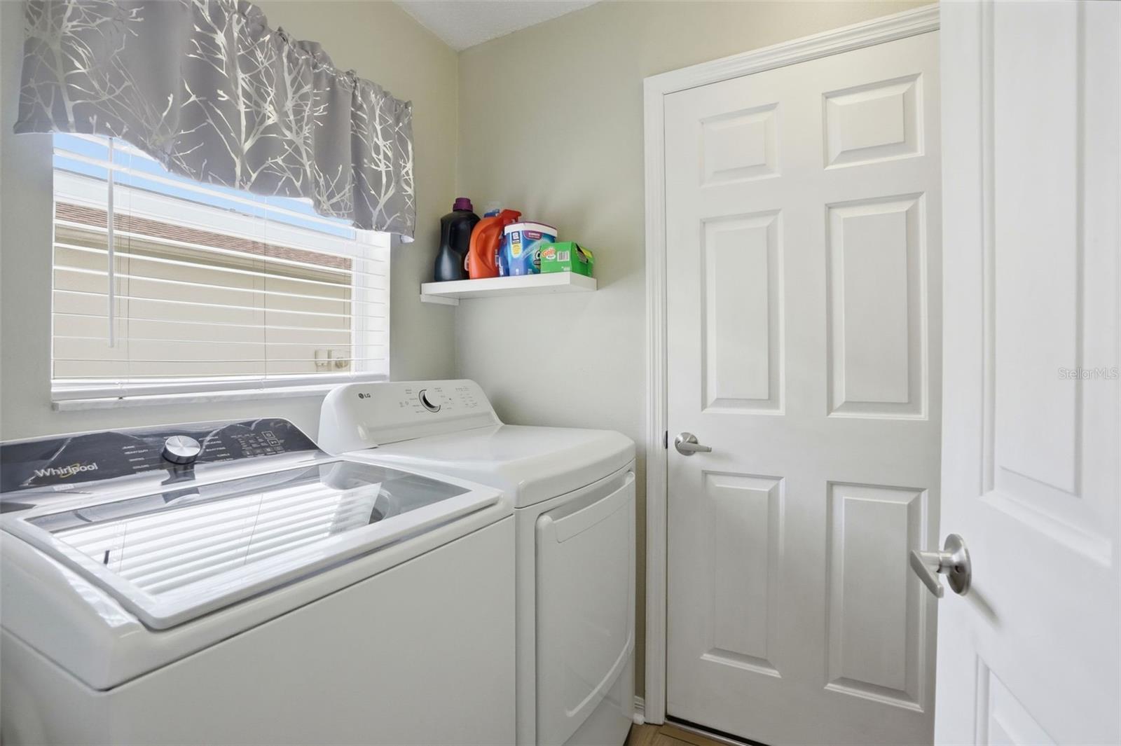 WELLINGTON AT SEVEN HILLS PH5A - Residential