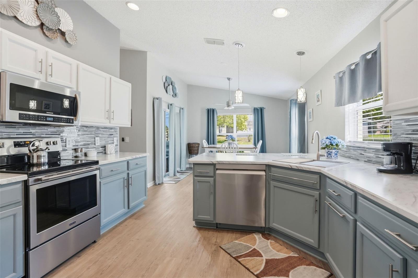 WELLINGTON AT SEVEN HILLS PH5A - Residential