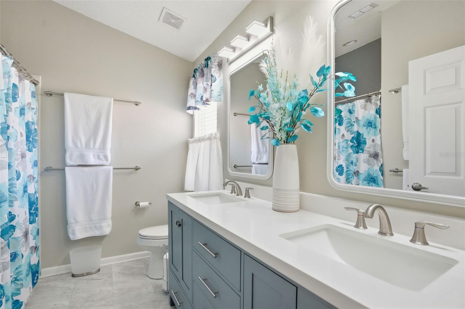 WELLINGTON AT SEVEN HILLS PH5A - Residential