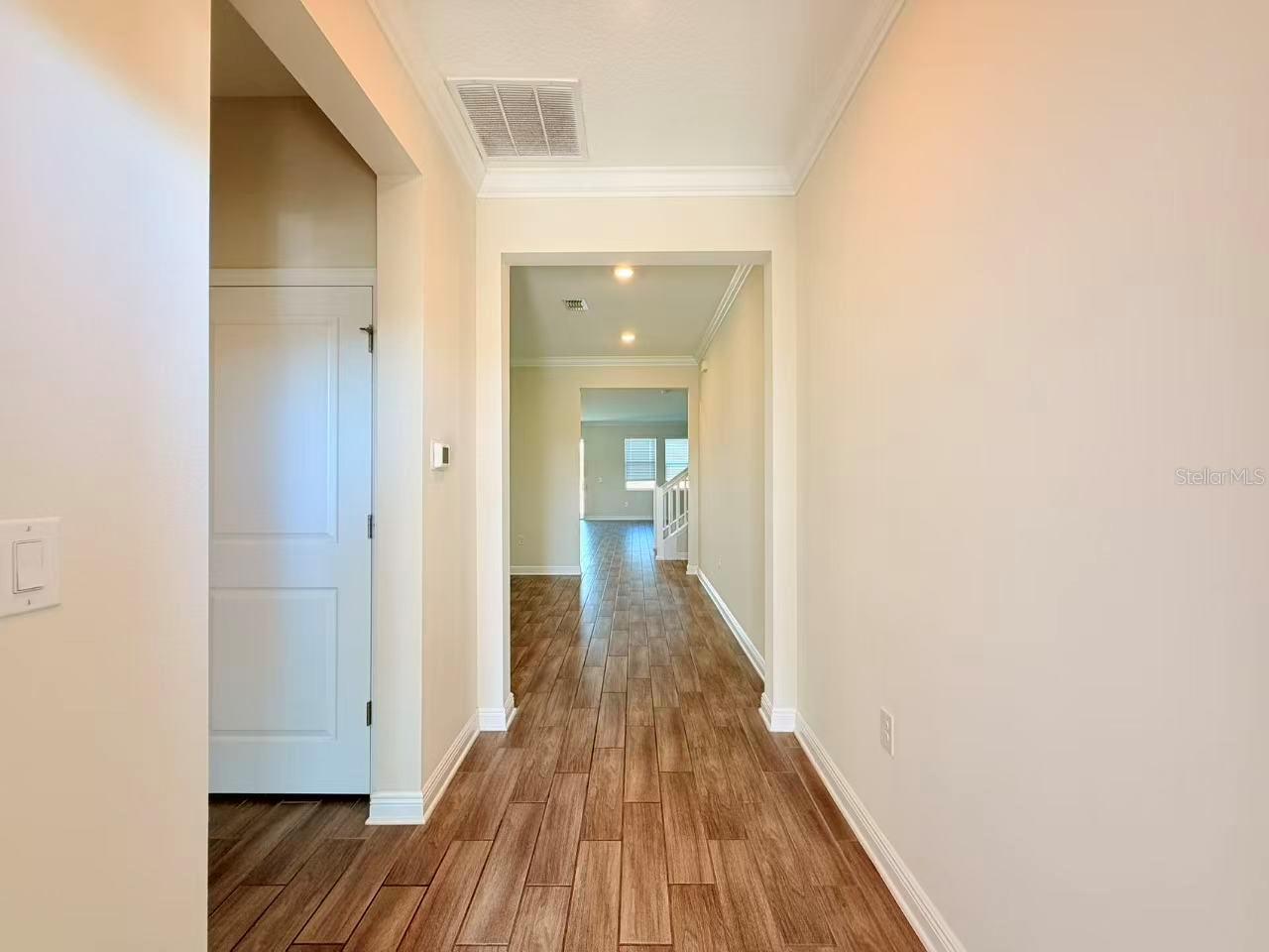 2862 AMERICAN ELM COVE