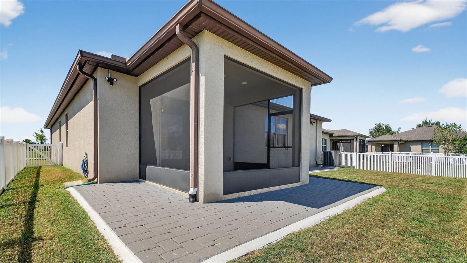 TRILLIUM VILLAGE D - Residential