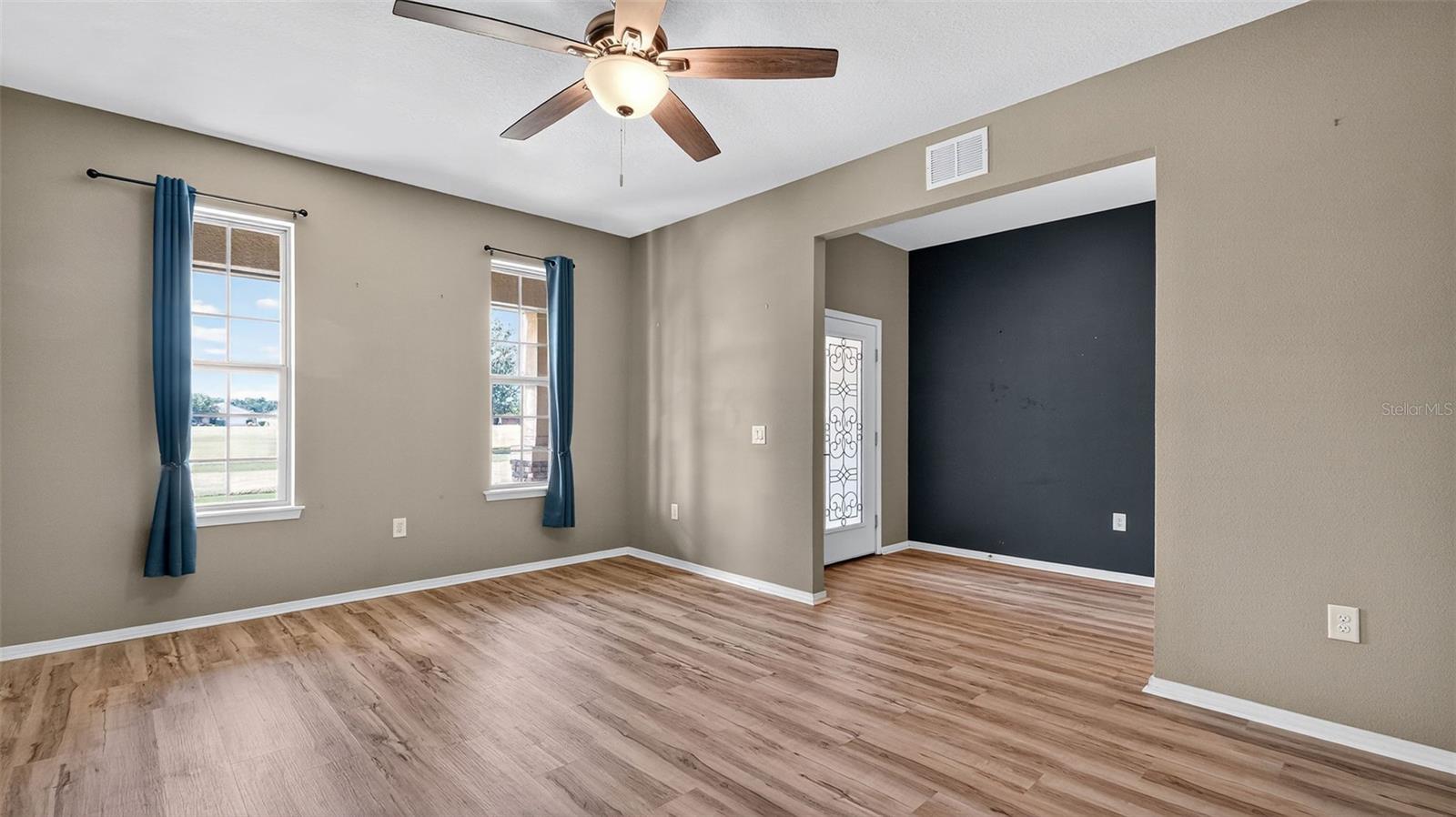 TRILLIUM VILLAGE D - Residential