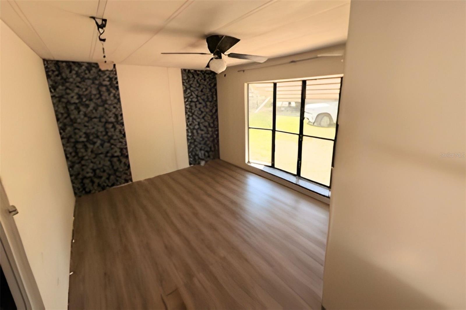 PARKWOOD ACRES - Residential