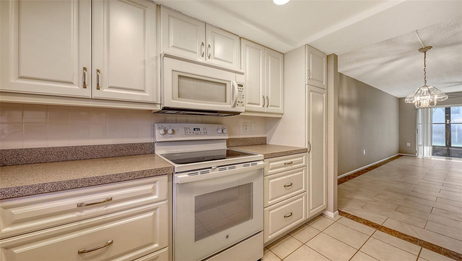 TREGATE MANOR - Residential Lease