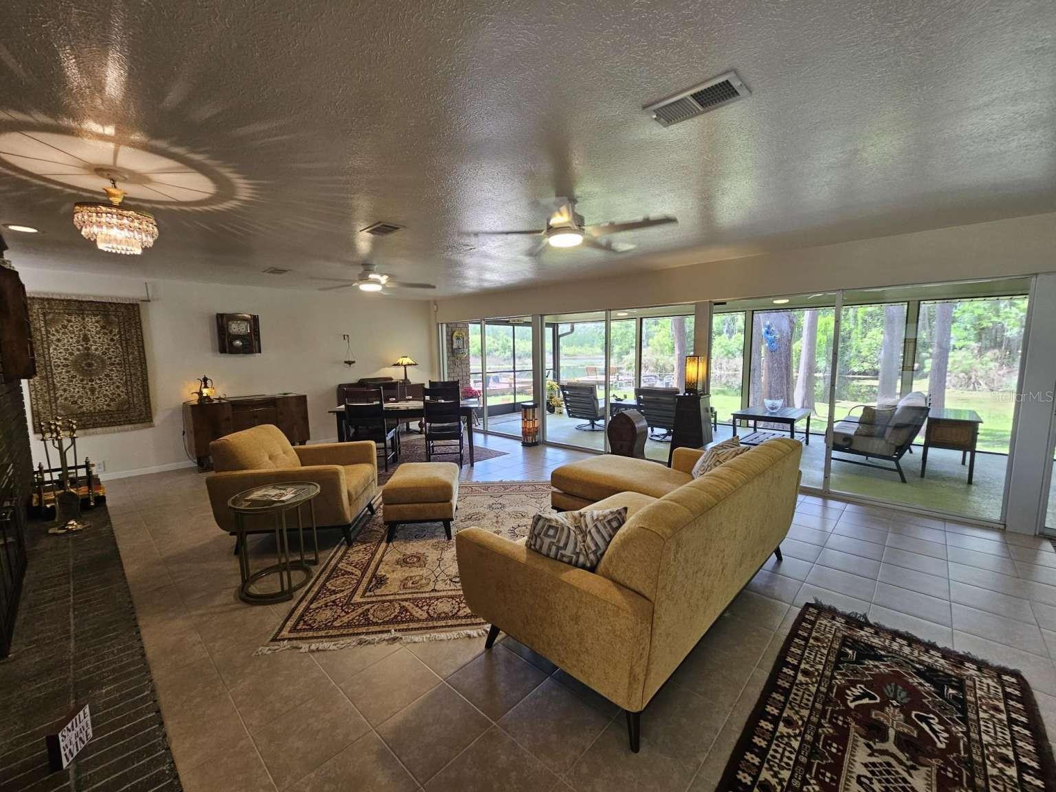 DUPREE GARDENS 1ST ADD - Residential