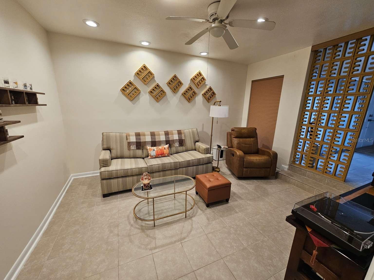 DUPREE GARDENS 1ST ADD - Residential