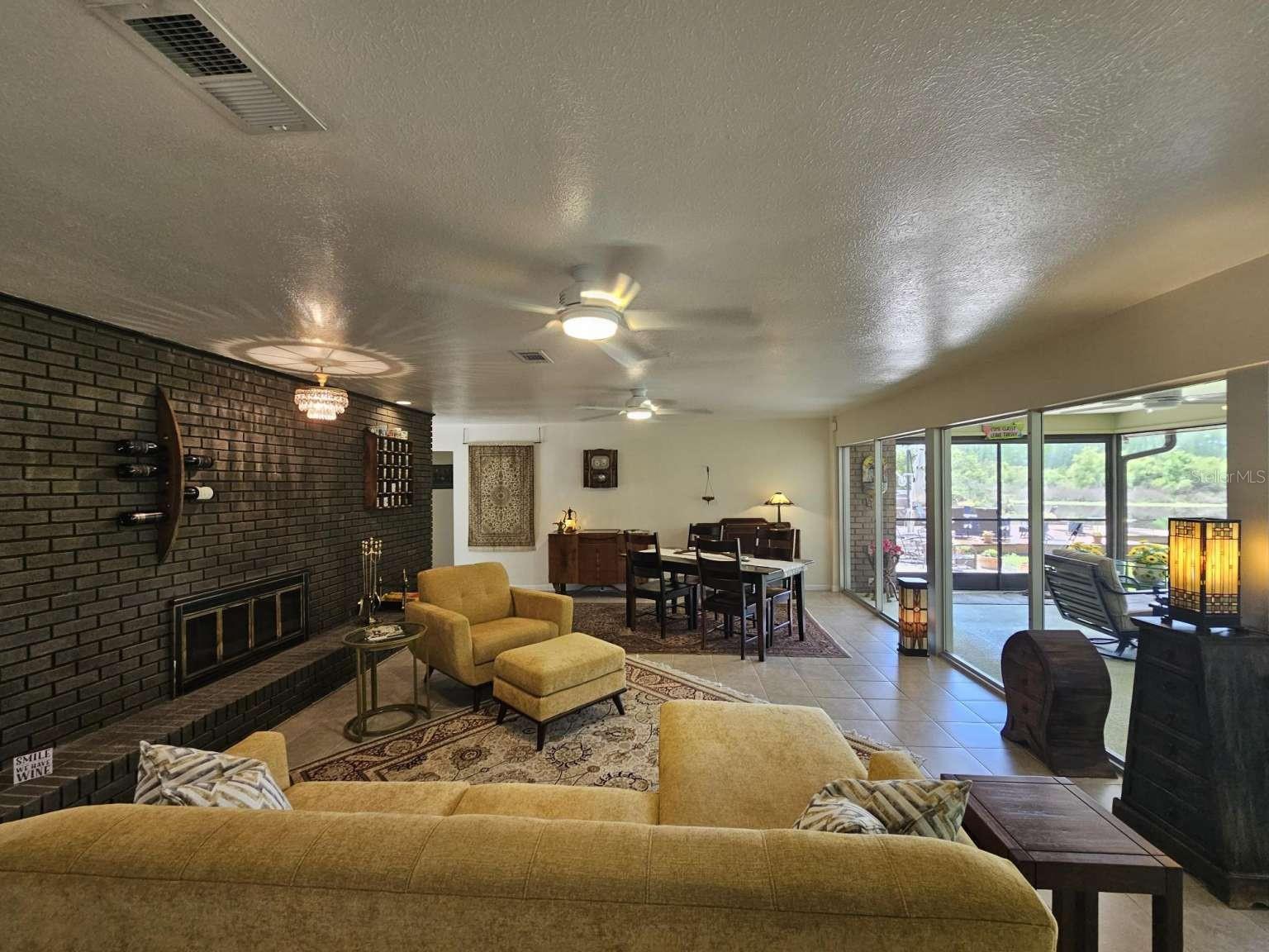 DUPREE GARDENS 1ST ADD - Residential