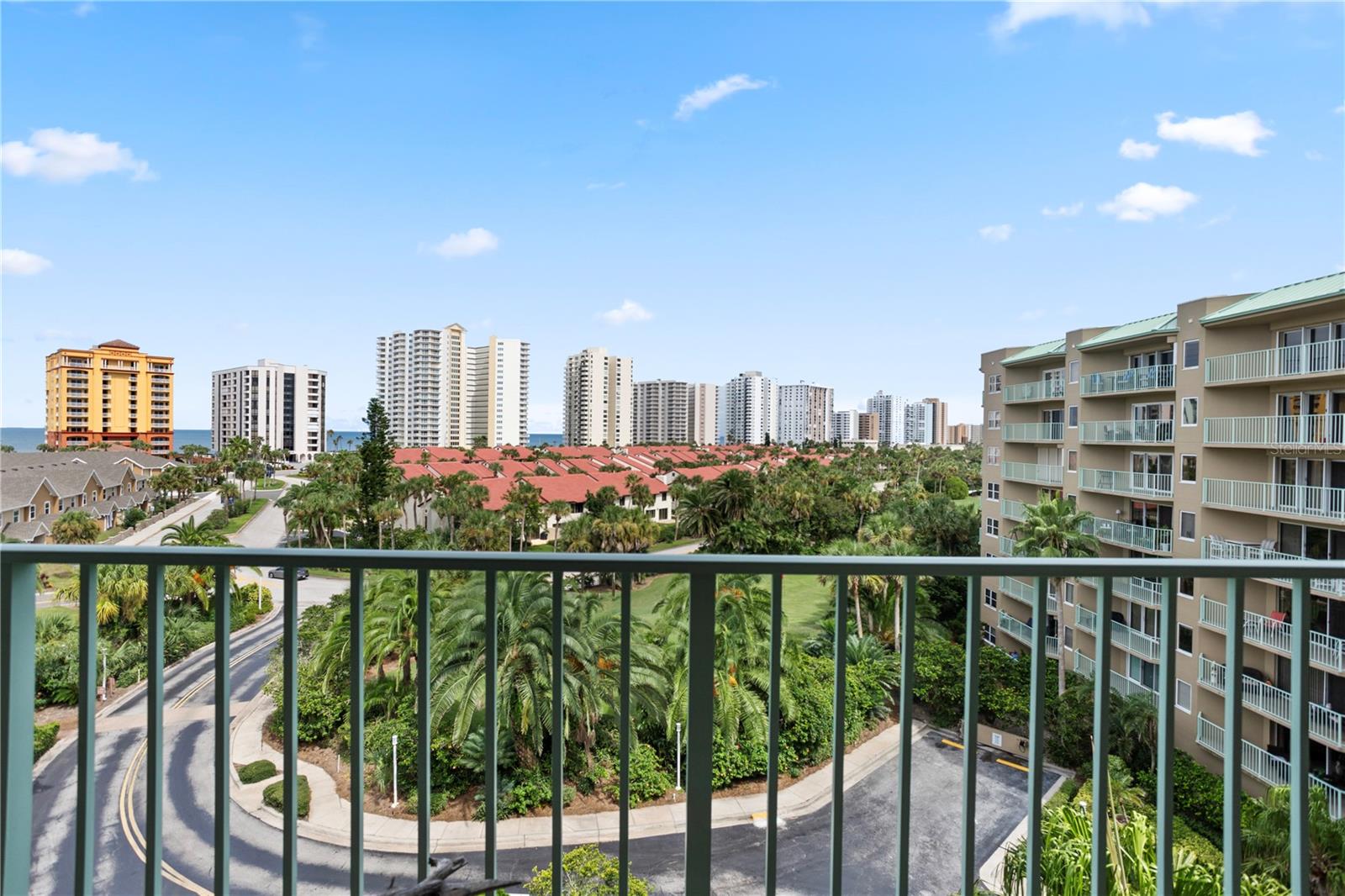 4 OCEANS WEST BOULEVARD 601A