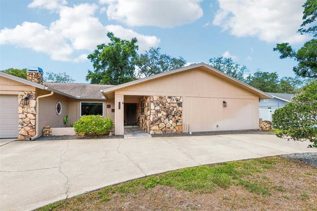 Photo of 2424 Sundancer Drive, Clearwater, FL 33759 (MLS # TB8507433)