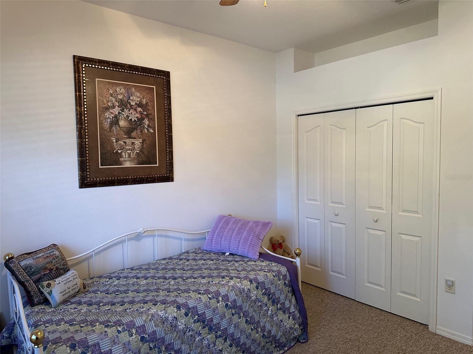 WOODVIEW VILLAS 01 - Residential